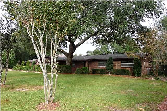 1st image of 5738 Dogwood Dr