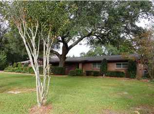 5738 Dogwood Dr, Milton, FL 32570