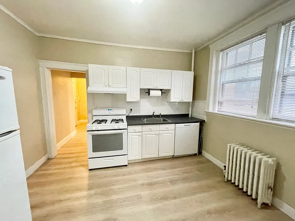 2035 Commonwealth Ave #2