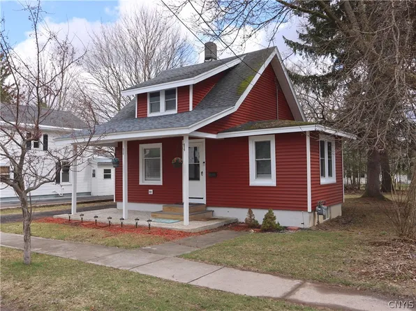 35 Wardwell St, Adams, NY 13605