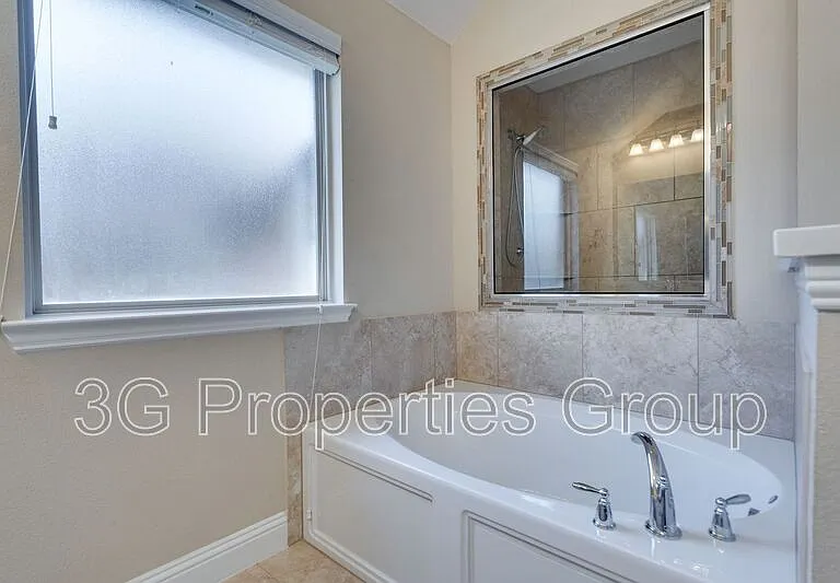9916 Echo Summit Dr — Photo 24