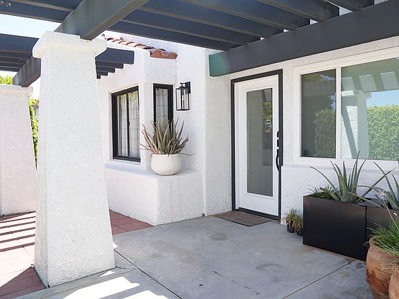 4th image of 33865 Cathedral Canyon Dr