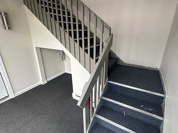 2nd image of 7 Trolley Rd APT 1
