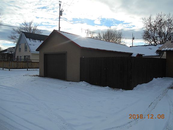 3rd image of 304 S 2nd St