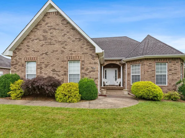 100 Saint James Pl, Shelbyville, TN 37160
