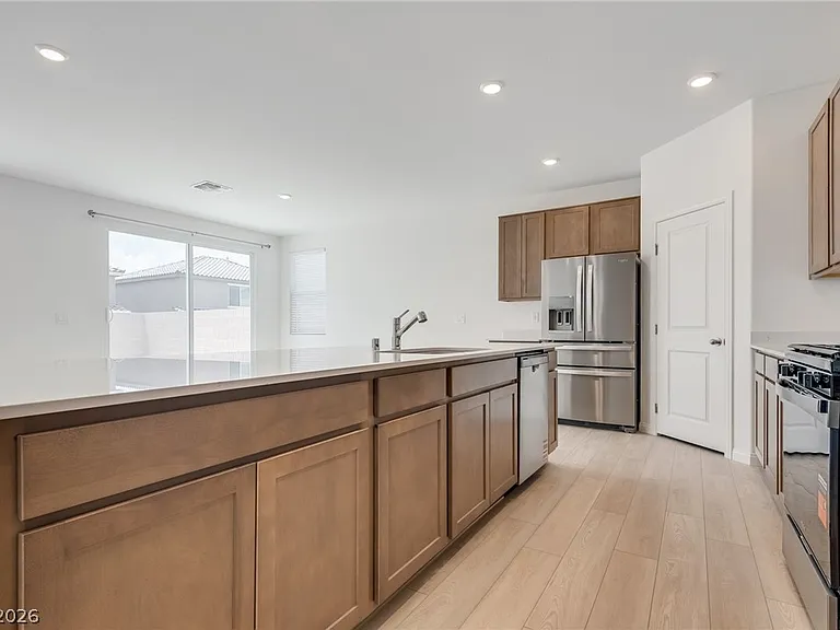 4225 Zilker Park Ave — Photo 18