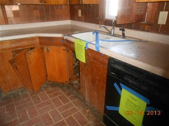5th image of 615 South St