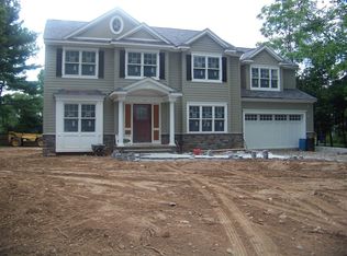 605 Stanley Pl, River Vale, NJ 07675