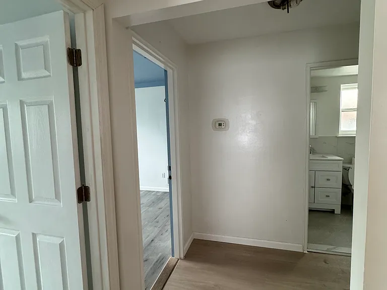 76 Berry Ave #1 — Photo 12