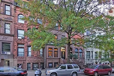 Rented by Living New York