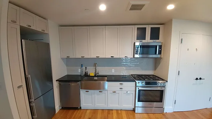 Rented by Reginald Jacobs | media 28