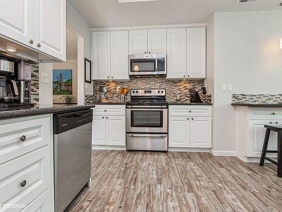 4th image of 2310 Bayo Claros Cir