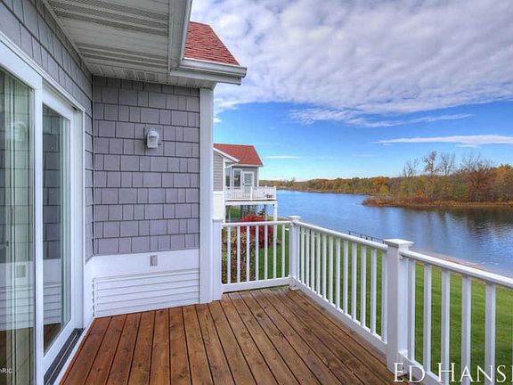 5th image of 3961 Crystal Waters Ln NE