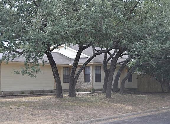 3rd image of 12418 Deer Falls Dr