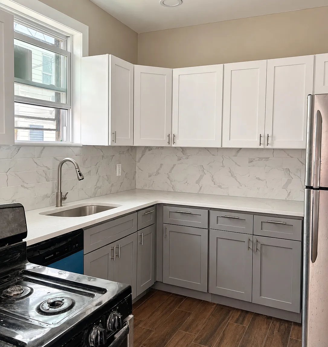 3 bed, 1.5 bath, 1230 sqft, $1,925 — Photo 4