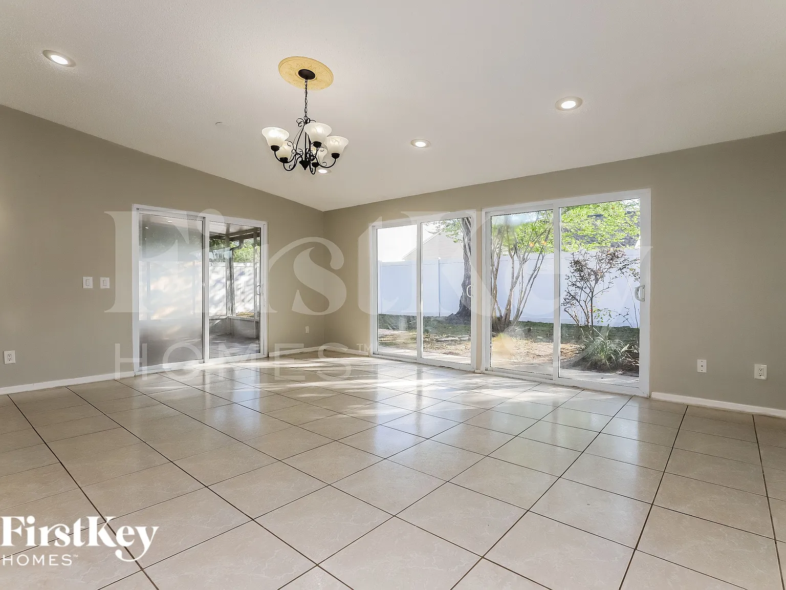 3 bed, 2.0 bath, 1536 sqft, $2,320 — Photo 3