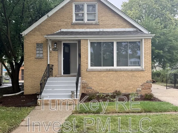 4328 W 109th St, Oak Lawn, IL 60453