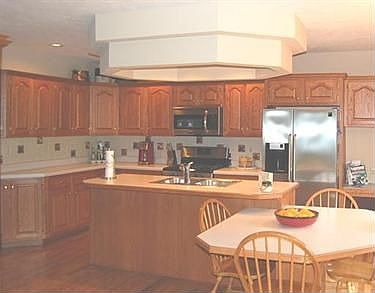 5th image of 189 Hickory Heights Dr
