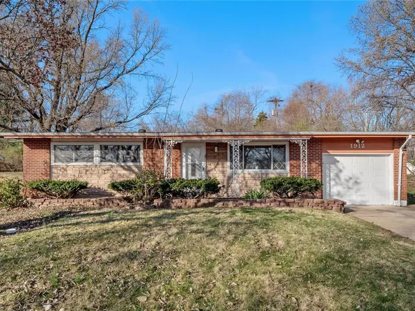 1912 Paducah Dr, Saint Louis, MO 63136