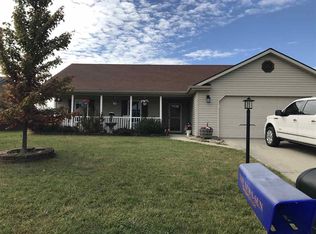 609 Seville Ct, Ligonier, IN 46767