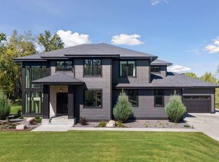 5255 Pagenhart Ln SW, Rochester, MN 55902