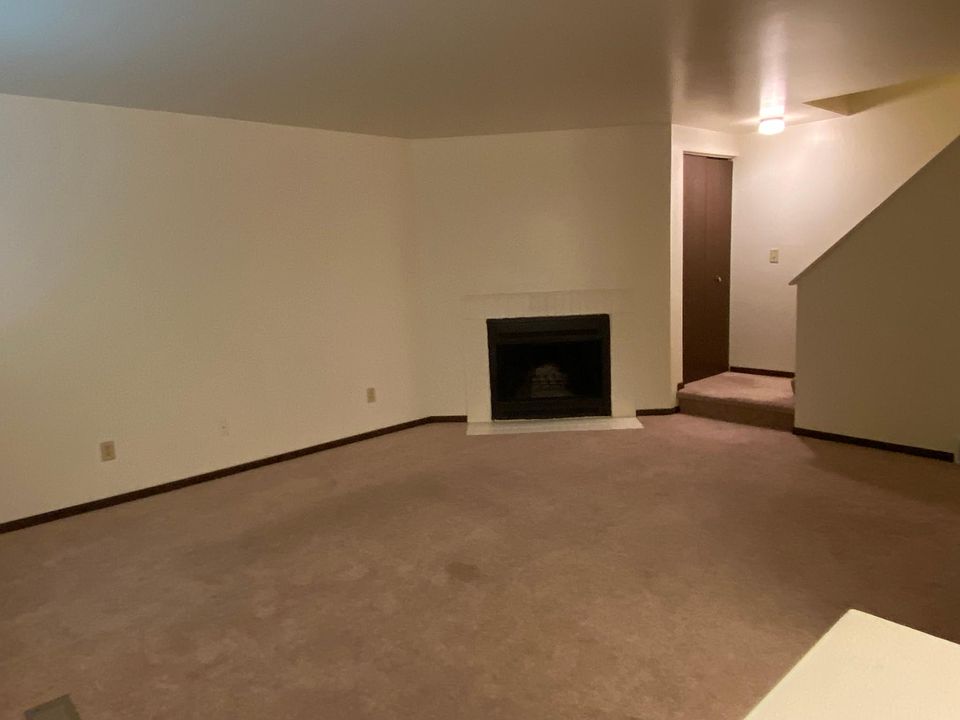 1st image of 7075 Austrian Pine Way #6
