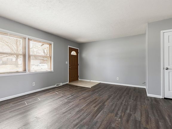 2nd image of 3220 Orleans Ave