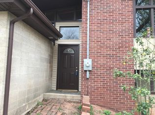 40 Maple Ter, Hillsborough, NJ 08844