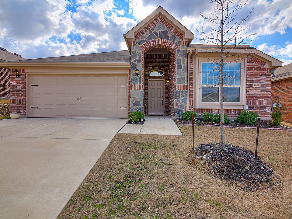 1st image of 10841 Live Oak Creek Dr