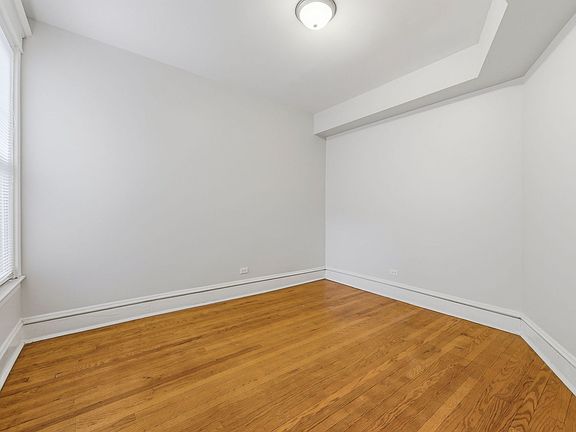 5th image of 6033 S Rhodes Ave