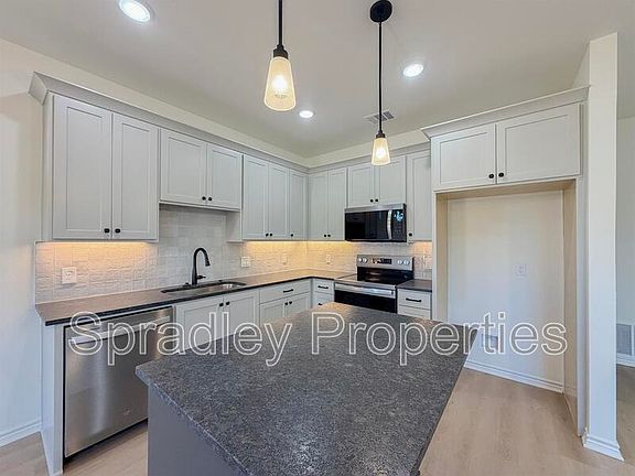 5th image of 1408 Rita Blanca Dr