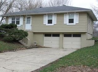 1509 SE Piccadilly St, Blue Springs, MO 64014