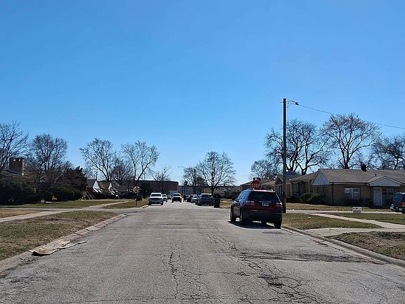 5th image of 14828 Evans Ave