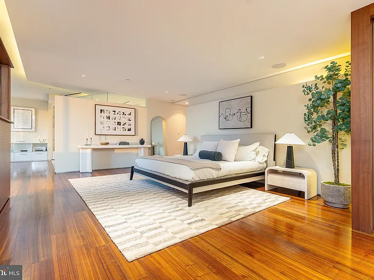 210 W Rittenhouse Sq #2106-2107 — Photo 34