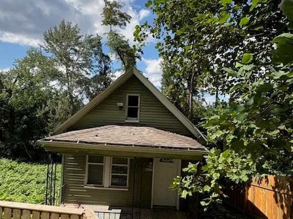 320 Mystic Ave, East Mc Keesport, PA 15035