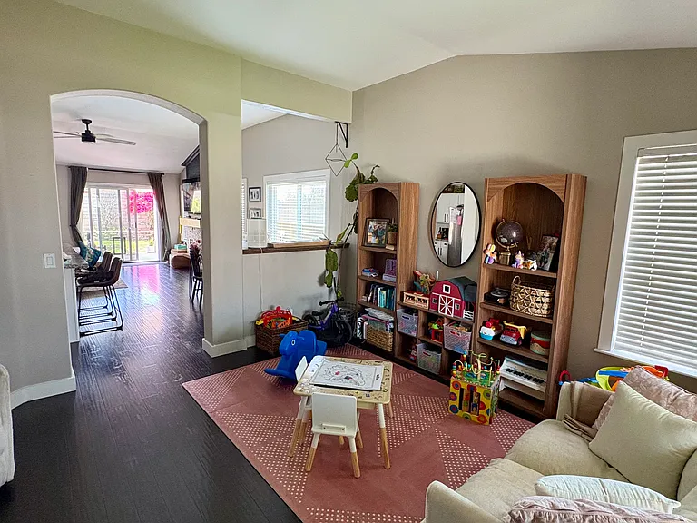 5567 Grand Prix Ct — Photo 6