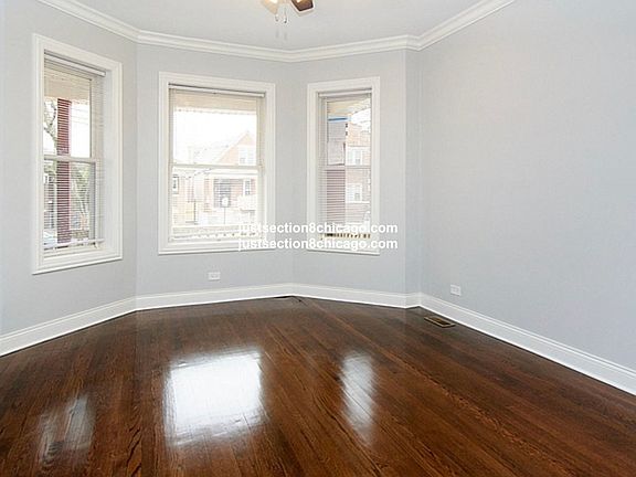 4th image of 7656 S Ingleside Ave APT 3B