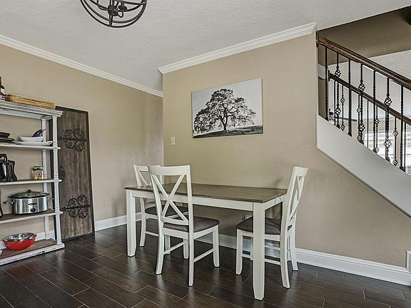 3rd image of 4739 Saint Lawrence Dr