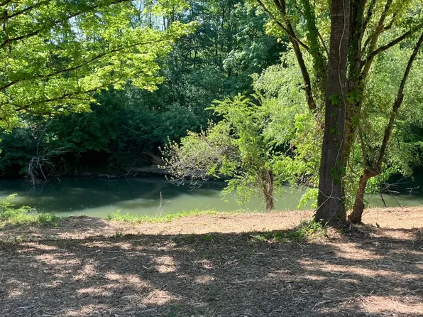 353 Ridgewood Cir, Summerville, GA 30747