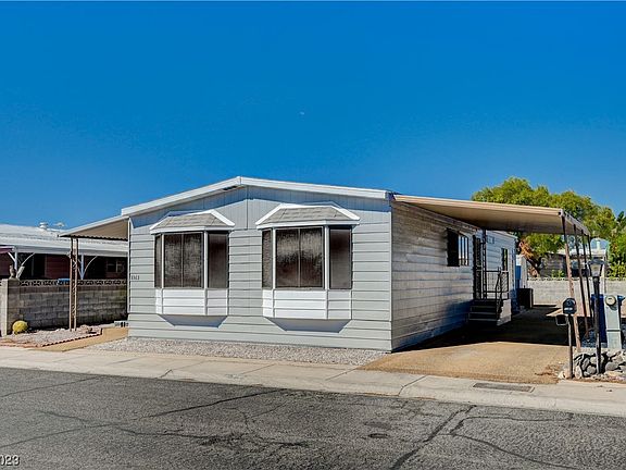3rd image of 3363 Haleakala Dr