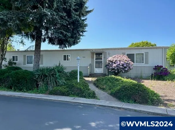 450 SE Lacreole Dr Unit 37, Dallas, OR 97338