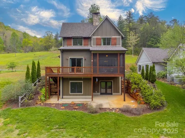 100 Grayling Dr, Cullowhee, NC 28723