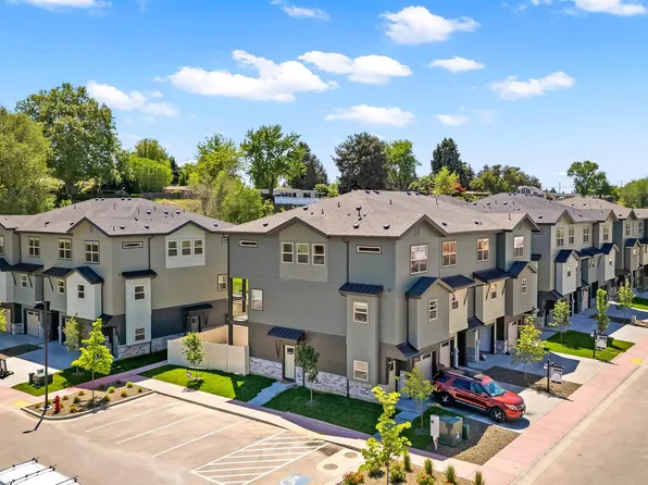 4337 N Waltz Ln, Garden City, ID 83714