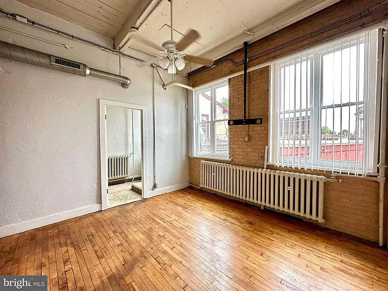 14 W Harvey St #16-2C — Photo 17