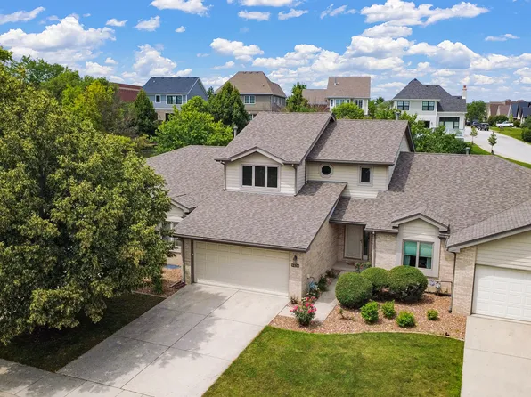 9430 Debbie Ln, Orland Park, IL 60467