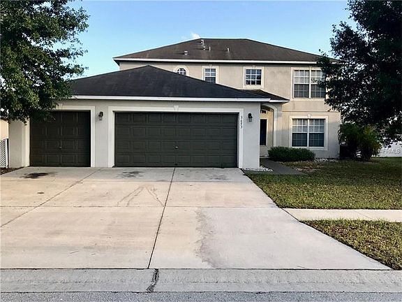 2nd image of 3653 Wellington Pl