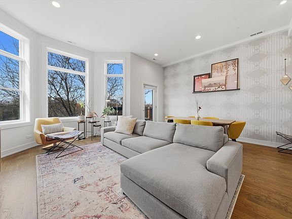 2nd image of 1739 N Humboldt Blvd Unit 3S