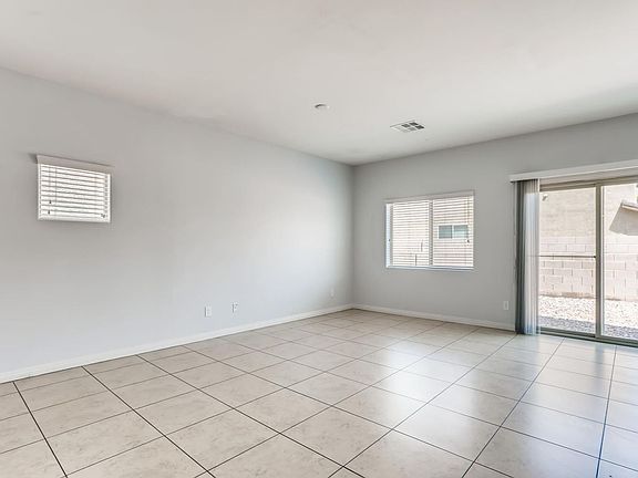 5th image of 6828 Majestic Palm Dr