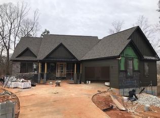 3307 Three Iron Dr, Seneca, SC 29678