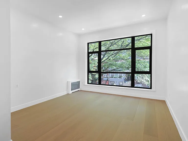 153 Weirfield St #B — Photo 18